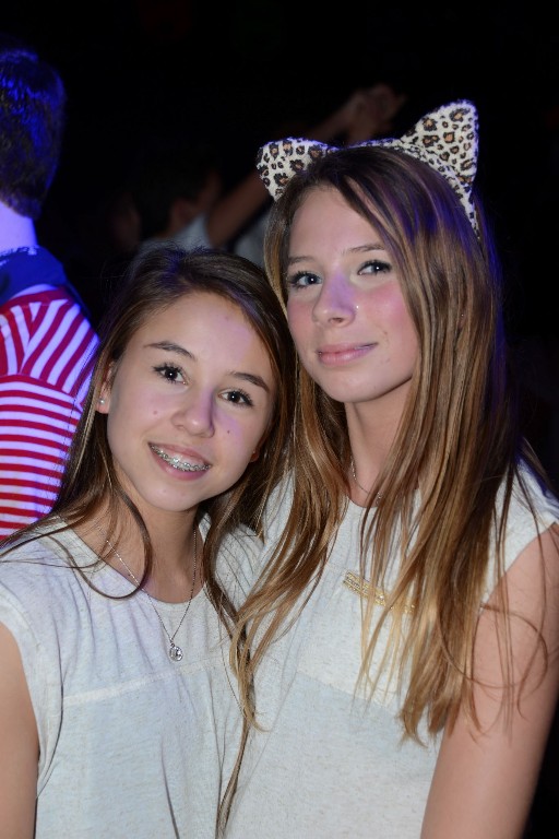 ../Images/Jeugddisco White Edition 548.jpg